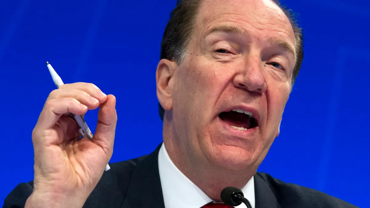 ARCHIV - 11.04.2019, USA, Washington: David Malpass, Präsident der Weltbank, spricht bei einer Pressekonferenz der Frühjahrstagung von Weltbank und IWF. Die Weltbank stellt Entwicklungsländern für den Kampf gegen das neuartige Coronavirus Kredite und Hilfsgelder in Höhe von insgesamt 12 Milliarden US-Dollar bereit. Es gehe darum, den Staaten «schnell» und «flexibel» zu helfen, um den gesundheitlichen und wirtschaftlichen Folgen der Covid-19-Epidemie zu begegnen, erklärte Weltbankpräsident Malpass am 03.03.2020. Foto: Jose Luis Magana/AP/dpa +++ dpa-Bildfunk +++