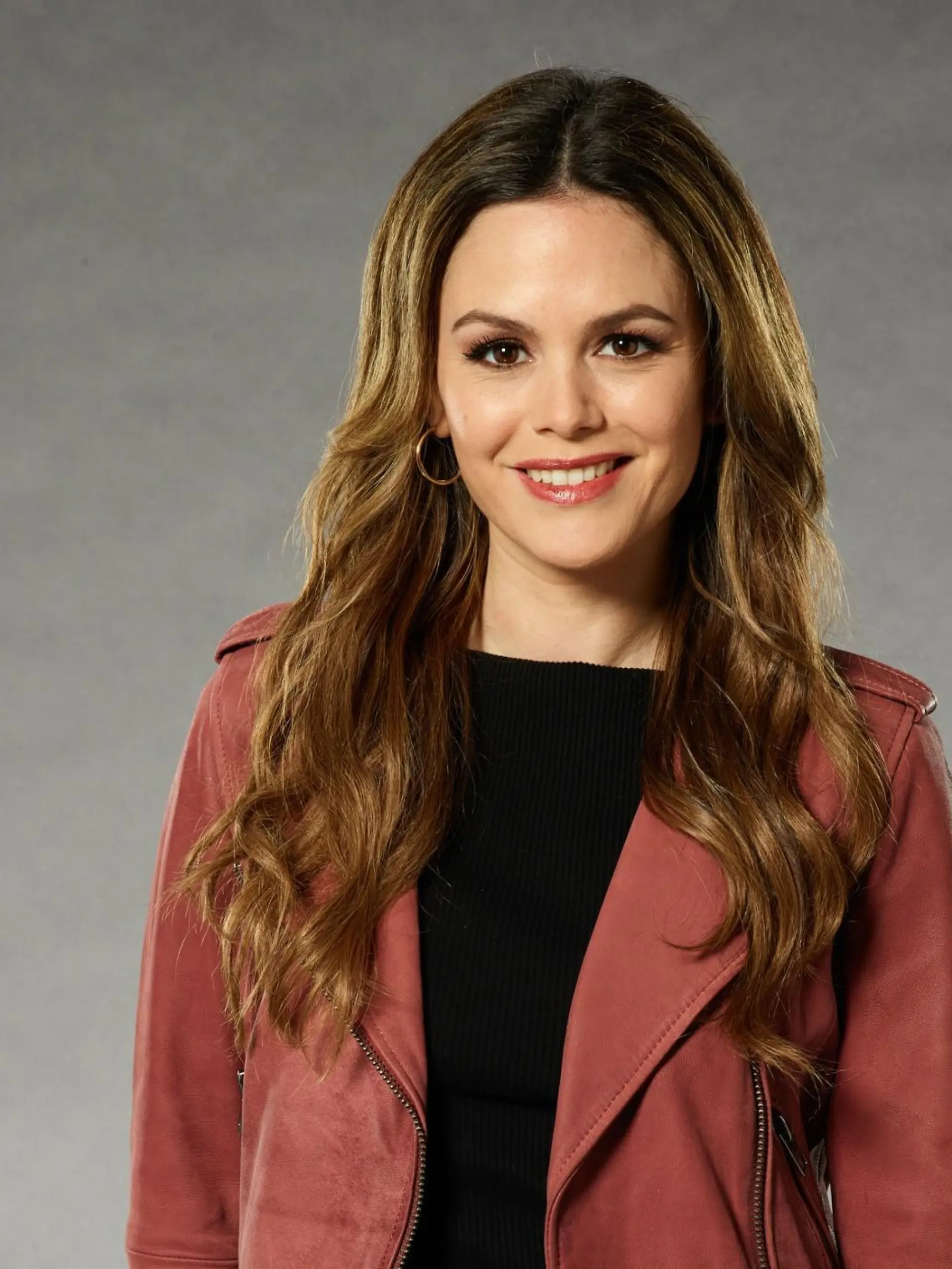 Sam Swift (Rachel Bilson) 