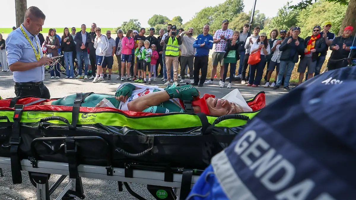 Der Belgier kam nach einem Rempler zu Fall.