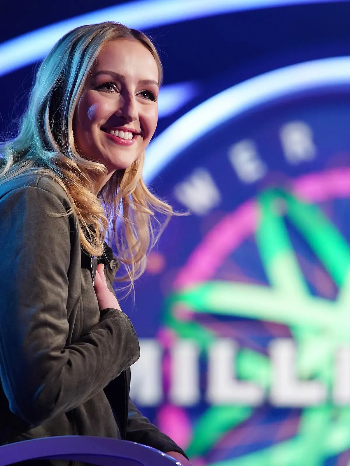 Achtung! Sperrfrist für alle Medien bis Mo., 24.02.2020, 22:15 Uhr!!!

Alicia Joester aus Stuttgart

Die Verwendung des sendungsbezogenen Materials ist nur mit dem Hinweis und Verlinkung auf TVNOW gestattet.