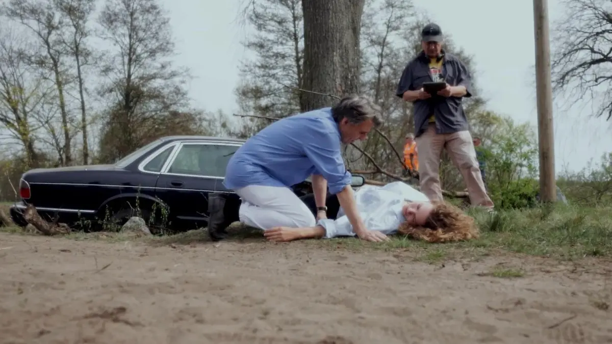 Wolfgang Bahro und Christina Arends beim Unfalldreh