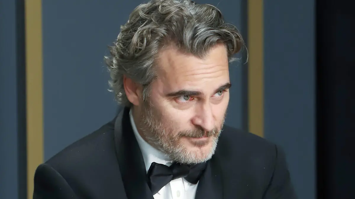 Zeigt Herz: Joaquin Phoenix rettet Kuh und Kalb vor Schlachtung