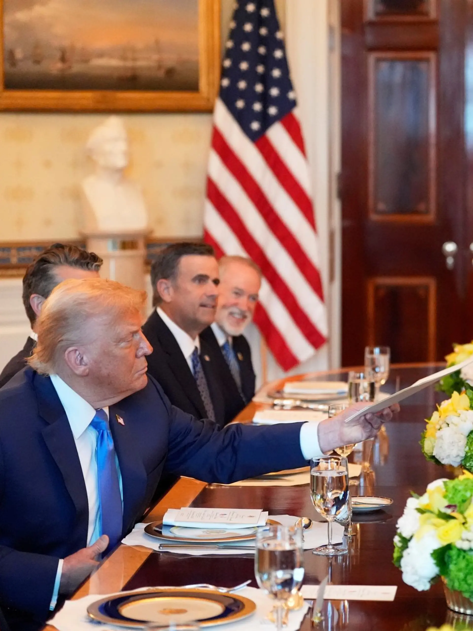 Bild zu: "Netanjahu schlägt Trump für Friedensnobelpreis vor"