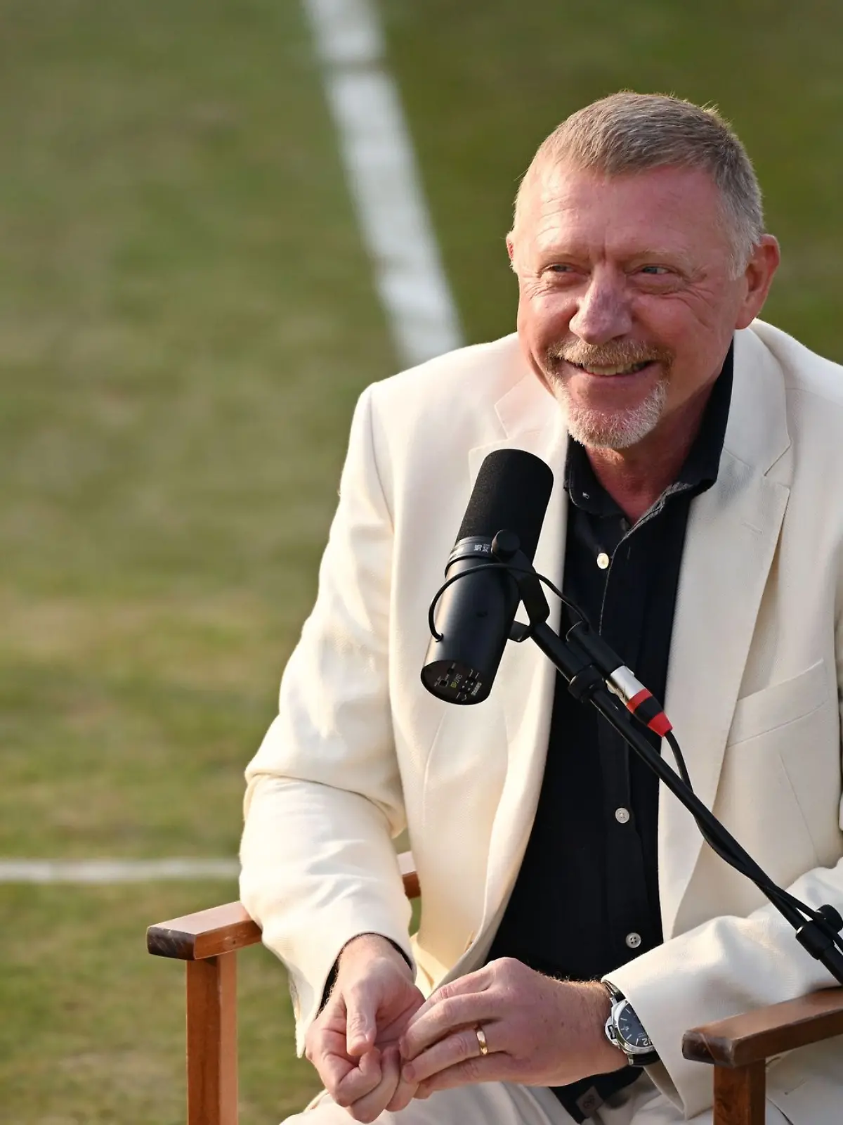 Bild zu: "Boris Becker rührt Zverev-Drama zu Tränen"