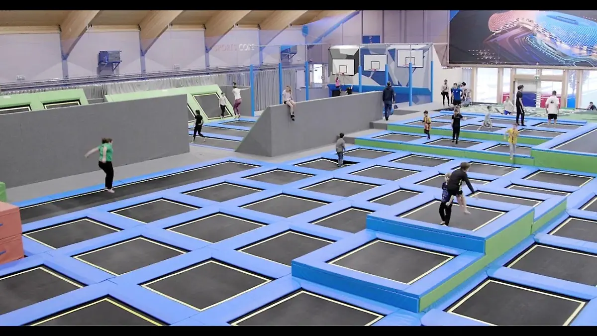 "BounceLab"-Trampolinhalle in Bern-Belp (Schweiz)