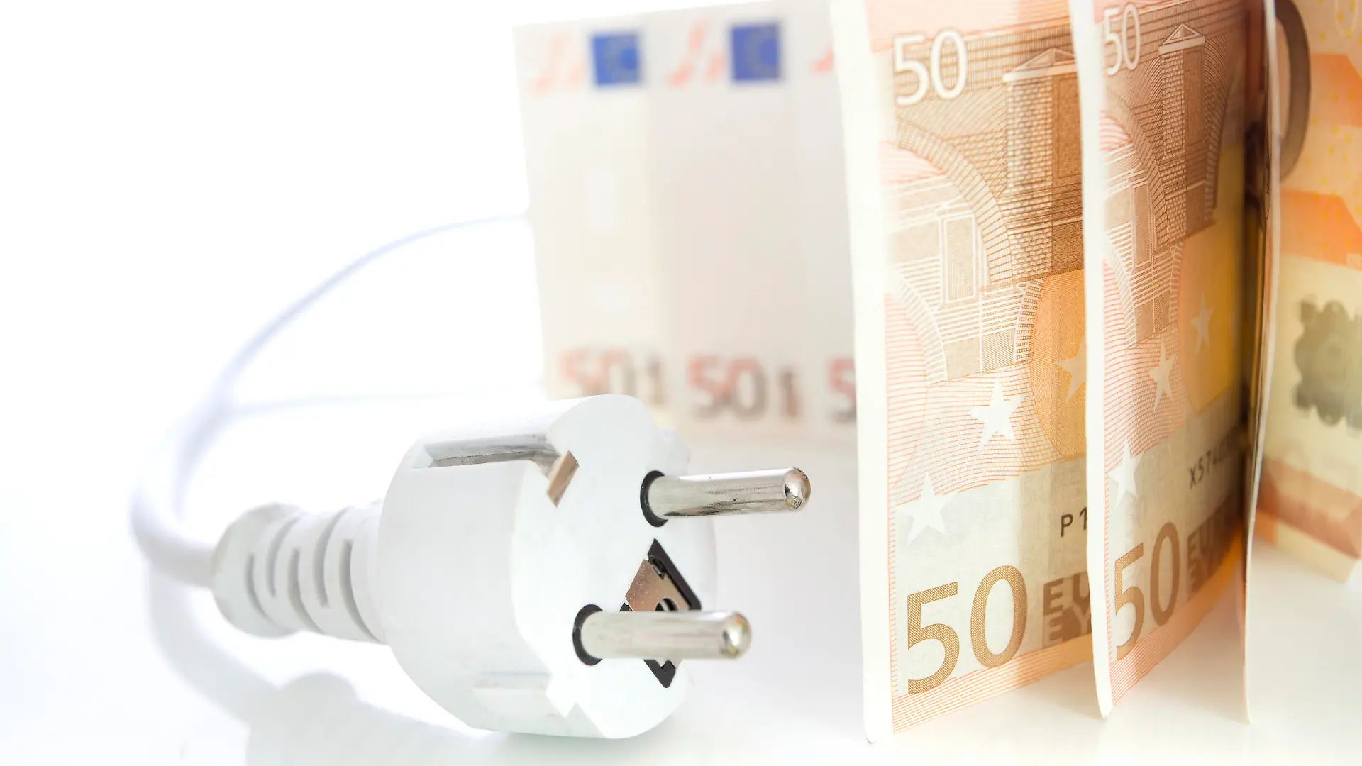 Ein Strom- oder Gasanbieterwechsel spart richtig Geld.