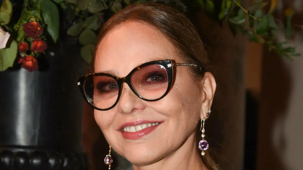 Ornella Muti begleitet Richard Lugner zum Wiener Opernball