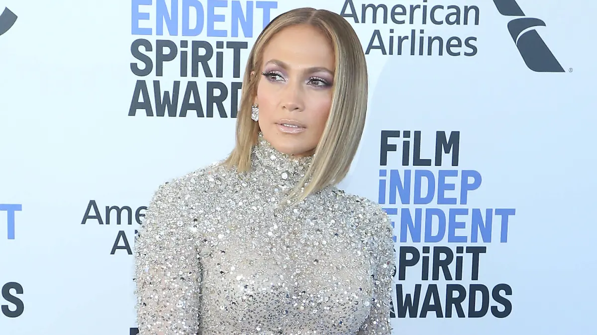 Jennifer Lopez: Neue Schuh- und Handtaschen-Kollektion kommt