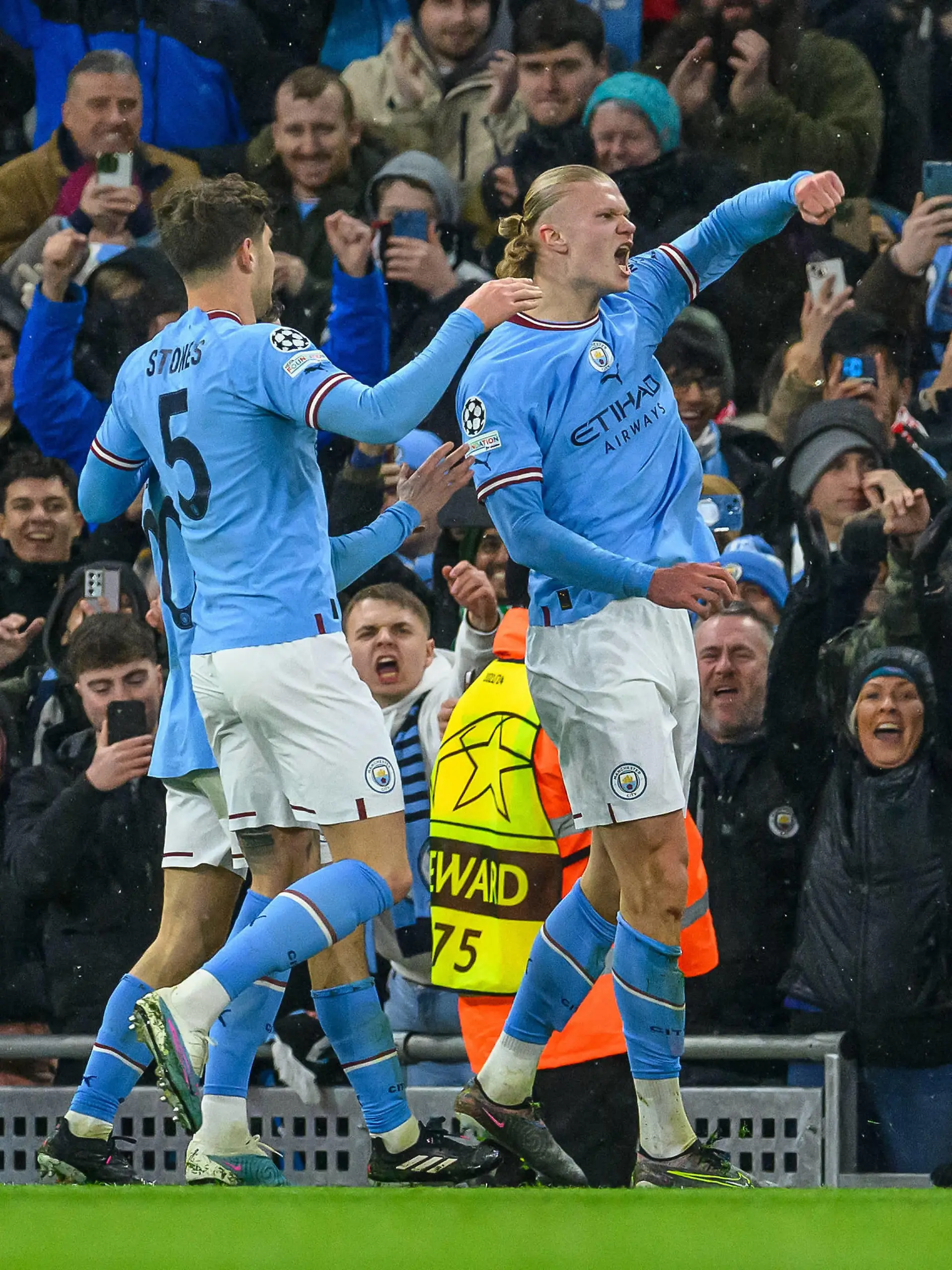 Manchester City v RB Leipzig Champions League 14/03/2023 GOAL 1-0 Erling Haaland of Manchester City scores his first goal the Champions League match between Manchester City and RB Leipzig at the Etihad Stadium, Manchester, England on 14 March 2023. Manchester Etihad Stadium Manchester England Editorial use only , Copyright: xMalcolmxMackenziex PSI-17063-0008