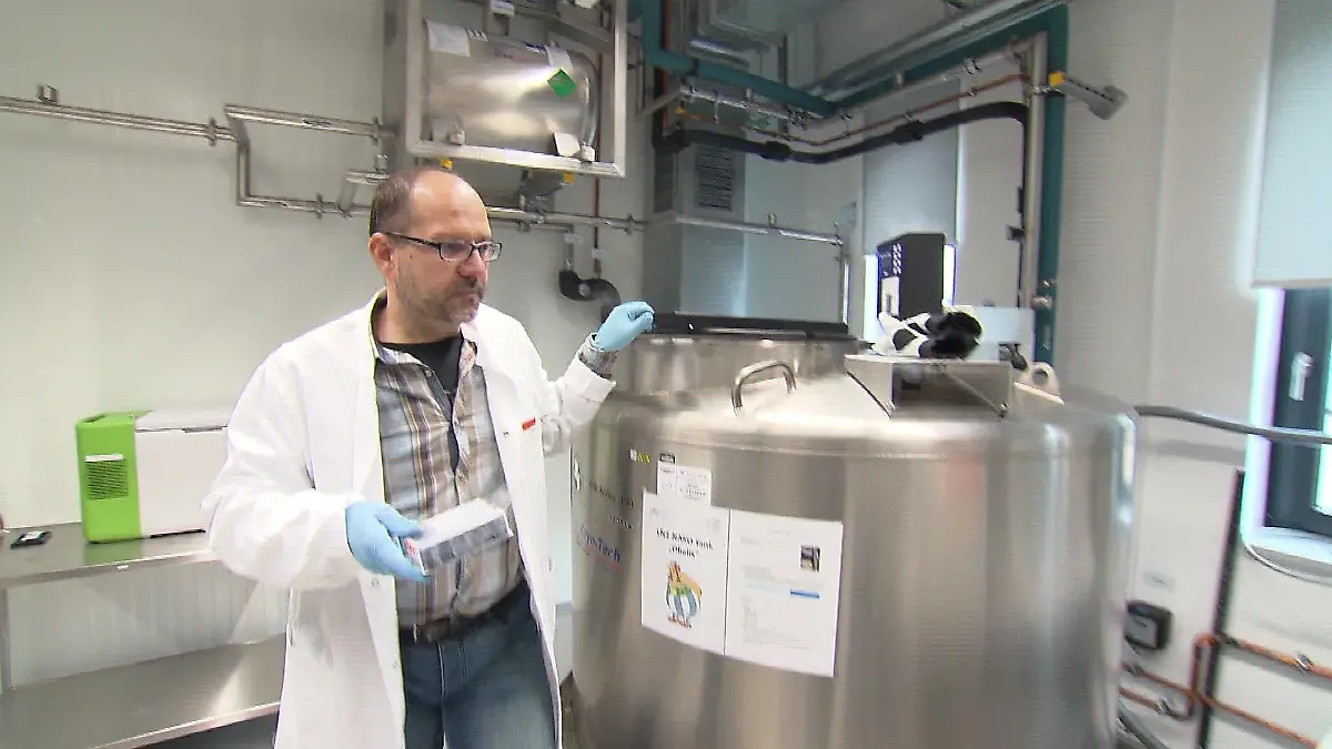 Mit Proben von Erkrankten entwickelt die Biobank Gießen Medikamente wie das Mukoviszidose-Arzneimittel Kaftrio.