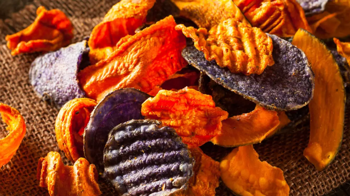 Healthy Organic Vegetable Chips Ready to Eat
