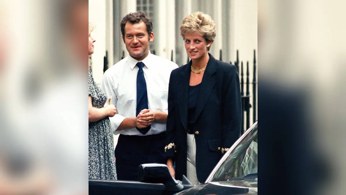 Prinzessin Diana mit ihrem Butler Paul Burrell im Jahr 1994 in London.