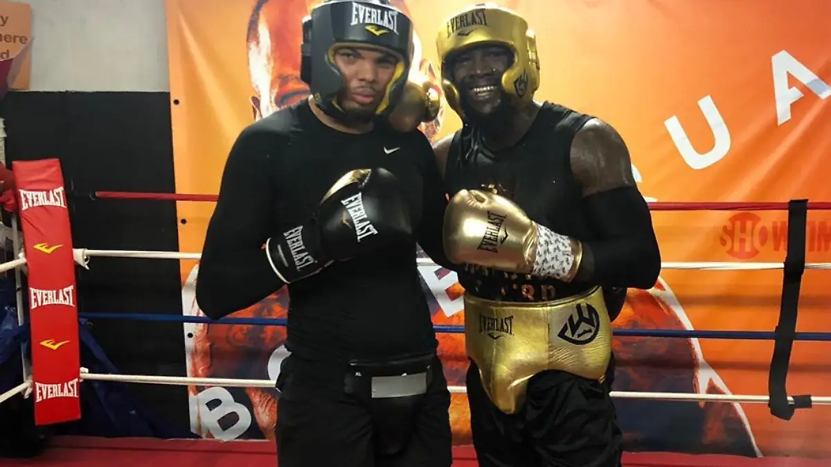 Emanuel Odiase sparrt mit Weltmeister Deontay Wilder