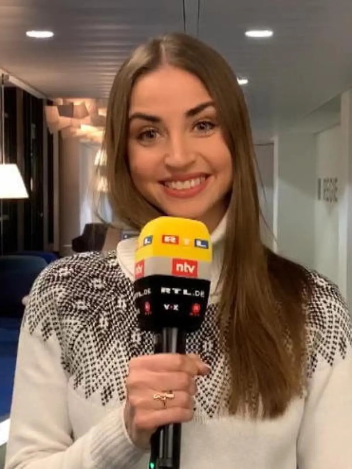 Bild zu: "Ekaterina ist Backstage-Reporterin"