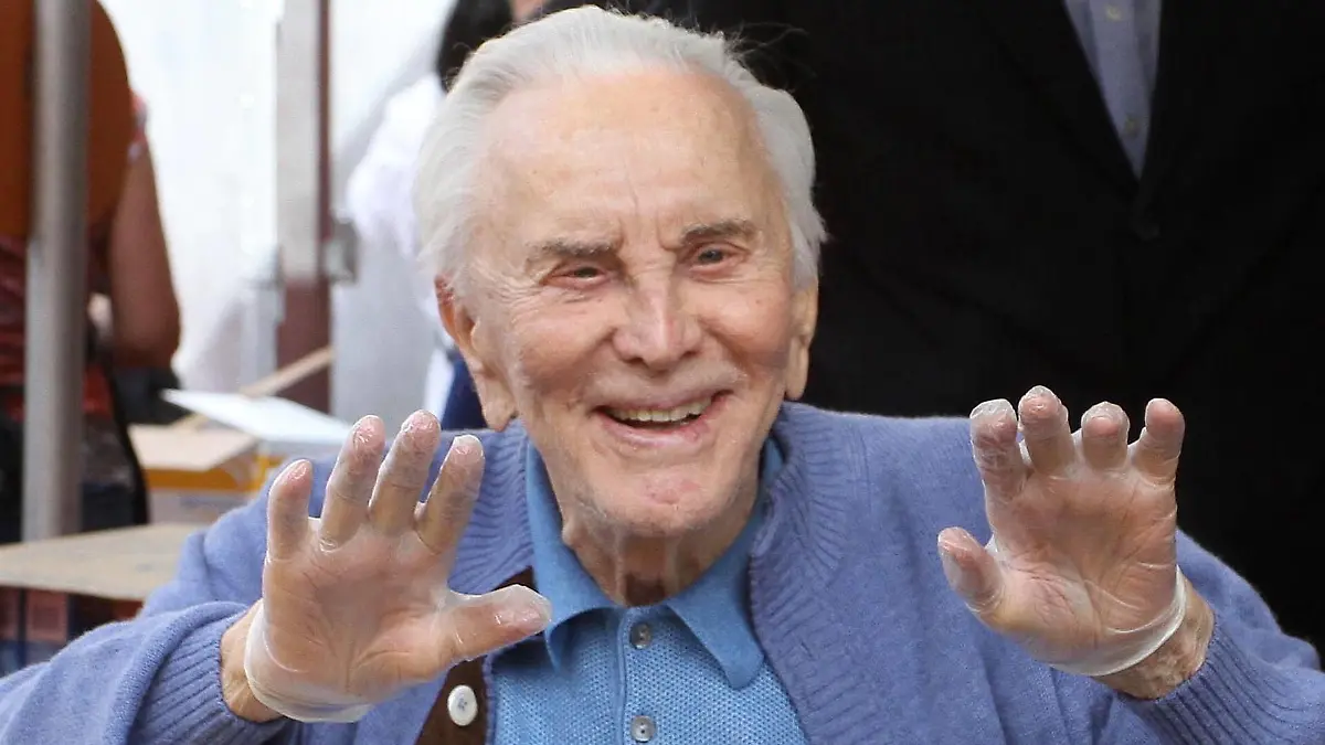 Tod mit 103: Stars nehmen Abschied von Hollywoodlegende Kirk Douglas