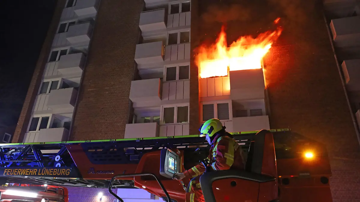Die Wohnung des 33-Jährigen brannte lichterloh.