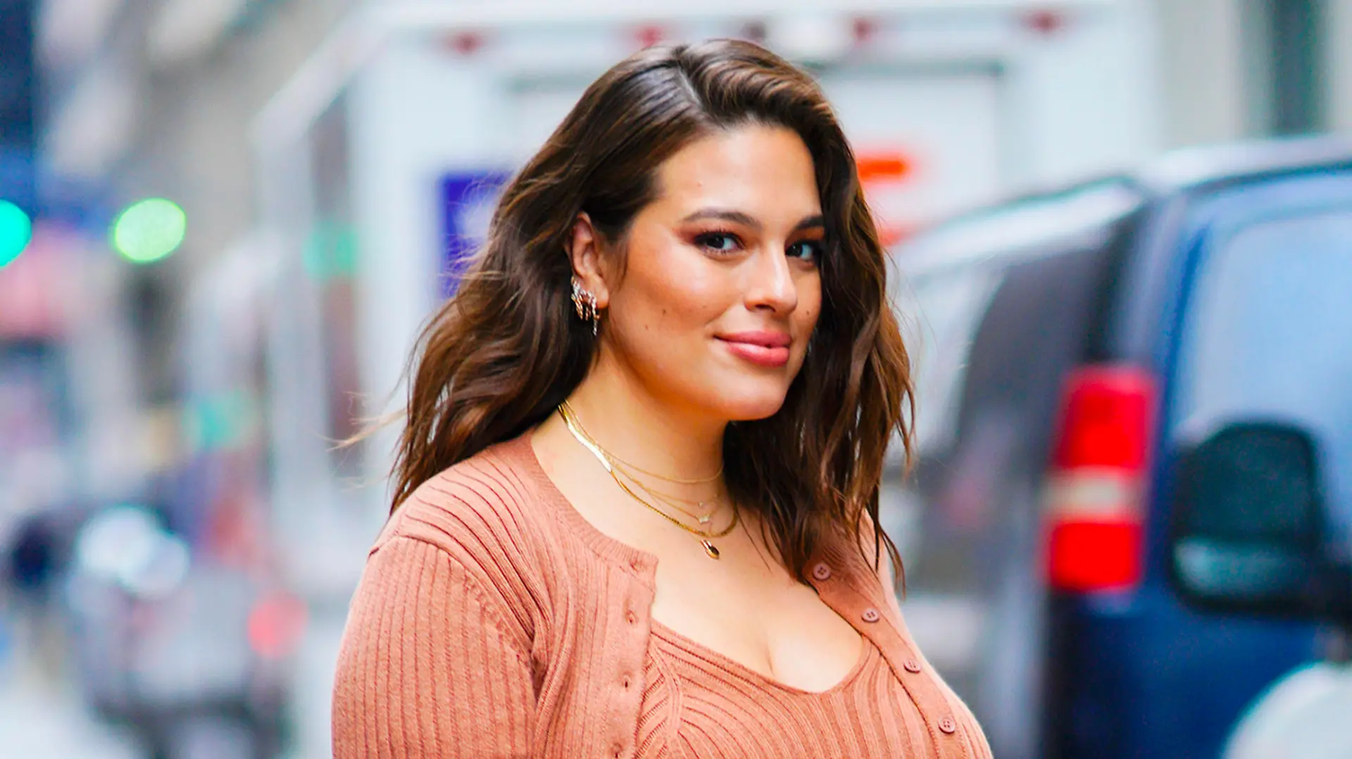 Ashley Graham out and about in a shapely dress in New York

Pictured: Ashley Graham
Ref: SPL5130026 181119 NON-EXCLUSIVE
Picture by: Jackson Lee / SplashNews.com

Splash News and Pictures
Los Angeles: 310-821-2666
New York: 212-619-2666
London: +44 (0)20 7644 7656
Berlin: +49 175 3764 166
photodesk@splashnews.com

World Rights, No Portugal Rights
