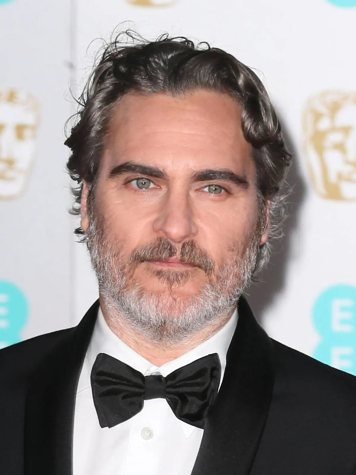 BAFTA-Gewinner Joaquin Phoenix: In Ketten an der Tower Bridge