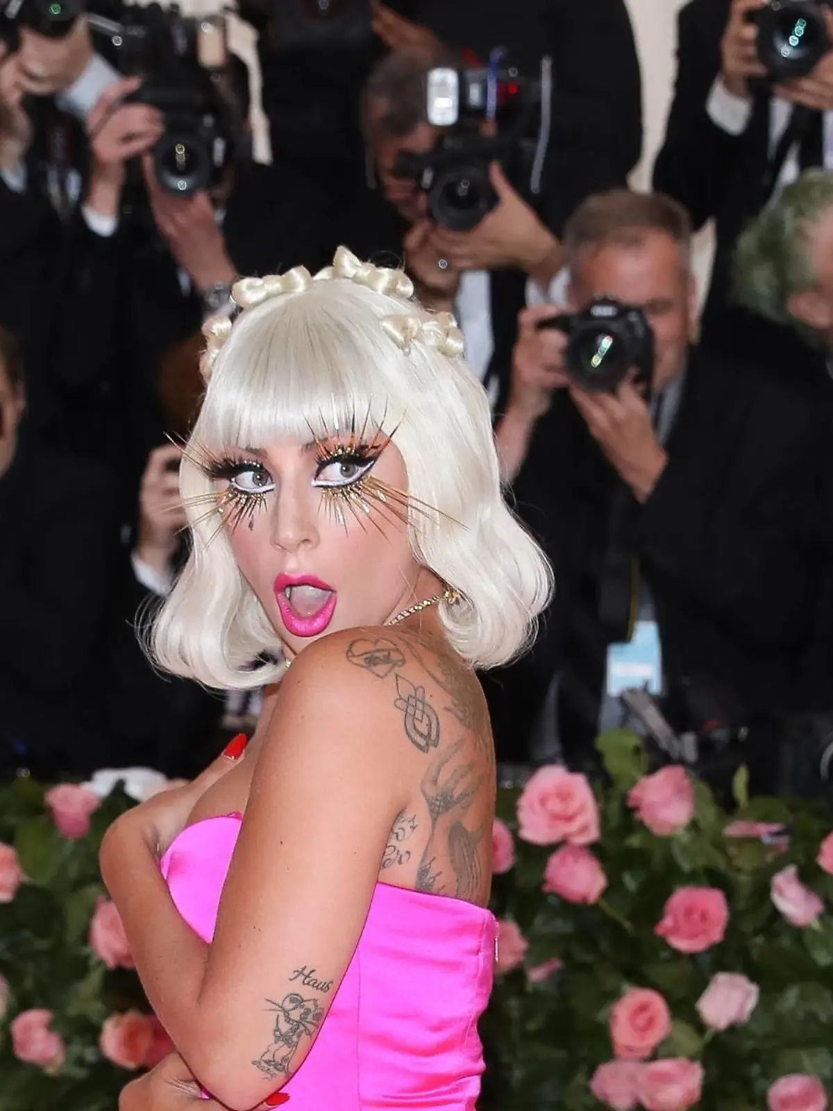 Lady Gaga und ihre Beziehung: Offiziell auf Social Media