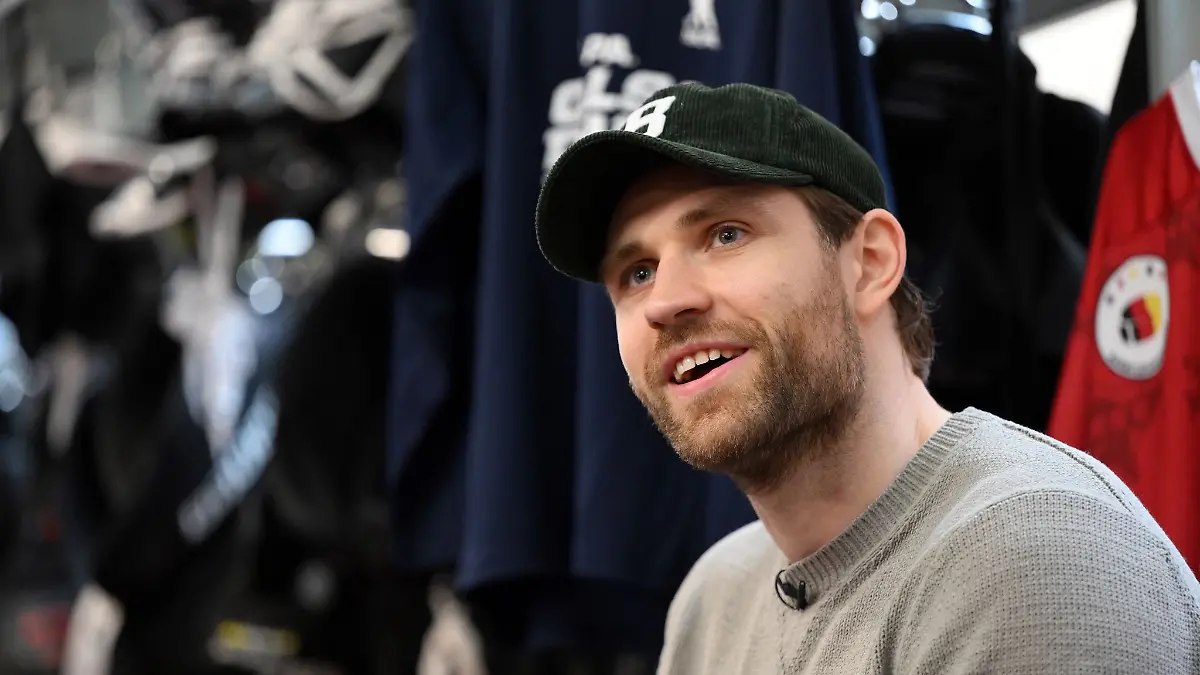 Nannte seine Rückkehr in die Kölner Kabine «sehr emotional»: Leon Draisaitl.