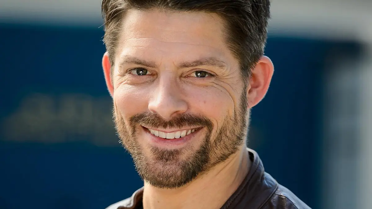 Daniel Buder spielt Vincent Thalbach