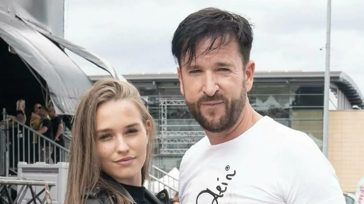 Remix und Wendler-Challenge: So lästert das Netz über den Sänger