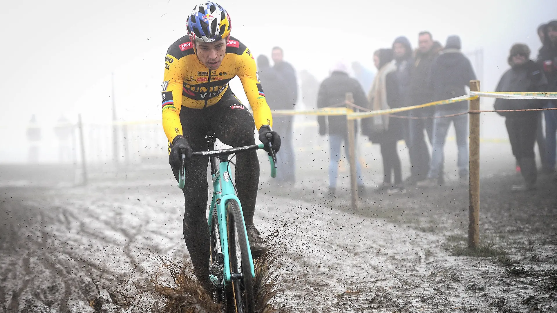 Belgian Wout Van Aert pictured in action during the Kasteelcross cyclocross men elite race, Saturday 25 January 2020 in Zonnebeke. DAVIDxSTOCKMAN PUBLICATIONxINxGERxSUIxAUTxONLY x05750036x