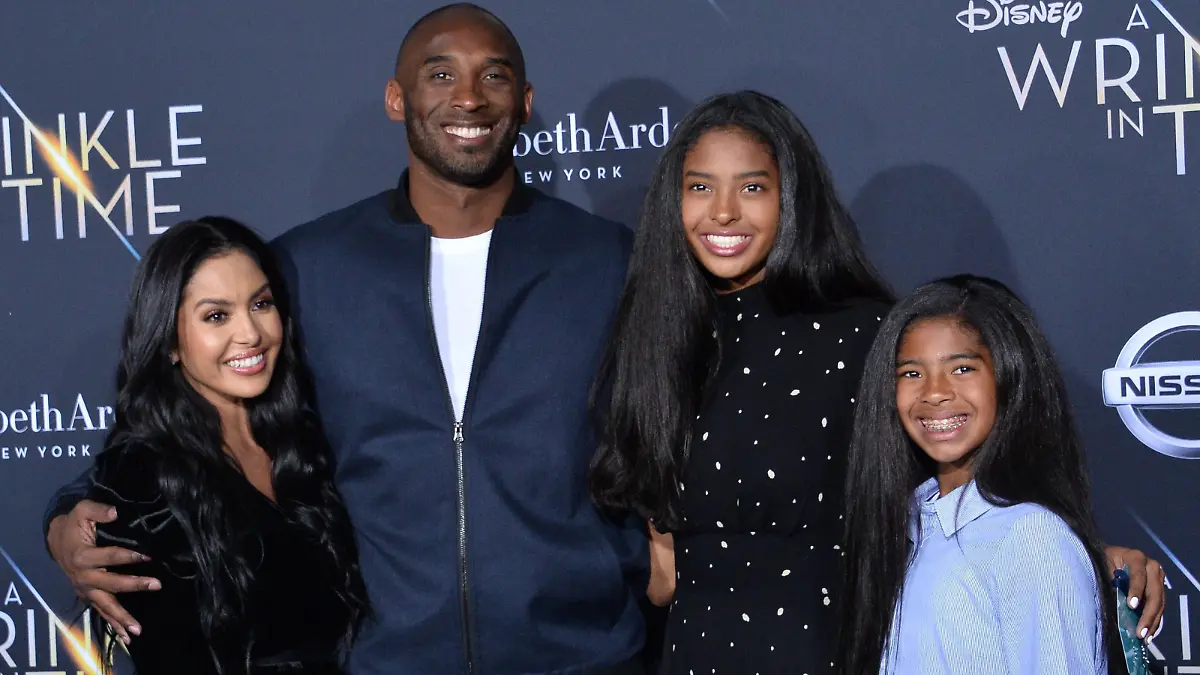 Former NBA player Kobe Bryant, his wife Vanessa L and their daughters Natalia and Gianna R attend the premiere of the sci-fi motion picture fantasy A Wrinkle in Time at the El Capitan Theatre in the Hollywood section of Los Angeles on February 26, 2018. Storyline: After the disappearance of her scientist father, three peculiar beings send Meg, her brother, and her friend to space in order to find him. PUBLICATIONxINxGERxSUIxAUTxHUNxONLY LAP2018022689 JIMxRUYMEN