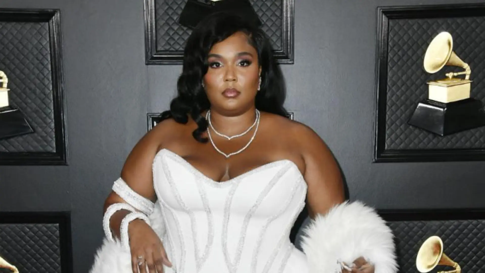 Lizzo trug Lorraine Schwartz-Diamanten zu den Grammys
