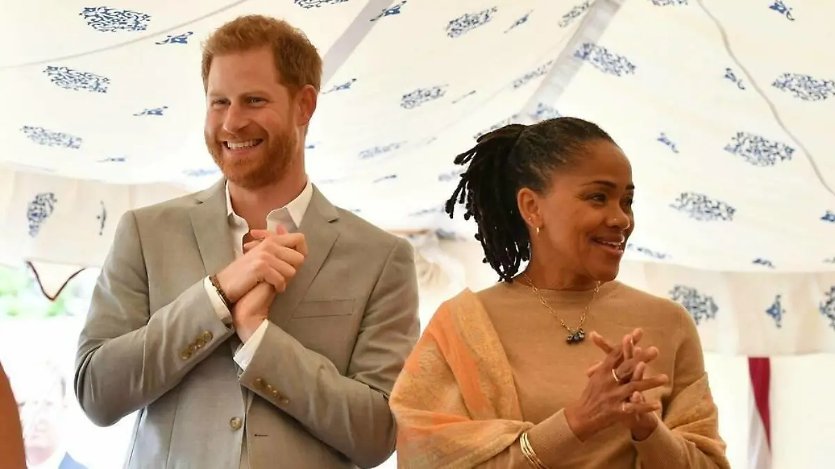 So nah stehen sich Prinz Harry und seine Schwiegermutter Doria Ragland