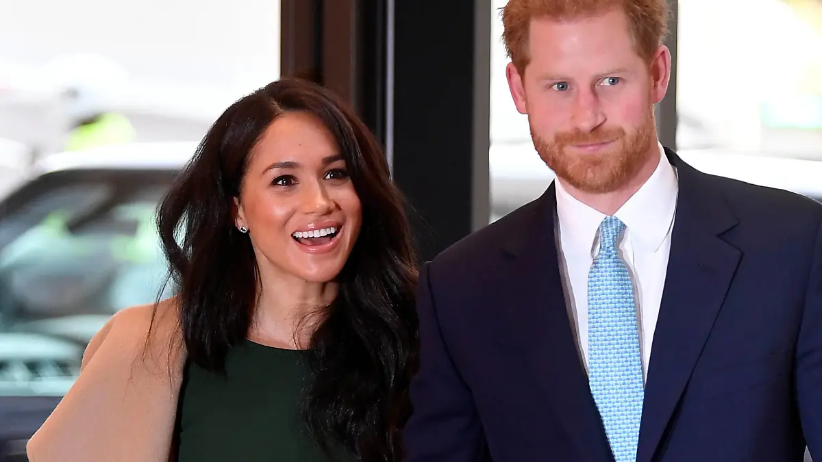  Britain s Prince Harry and Meghan, Duchess of Sussex, attend the WellChild Awards Ceremony in London Britain s Prince Harry and Meghan, Duchess of Sussex, arrive to attend the WellChild Awards Ceremony in London, Britain, October 15, 2019. REUTERS/Toby Melville/Pool PUBLICATIONxINxGERxSUIxAUTxONLY Copyright: xTOBYxMELVILLEx 47073116
