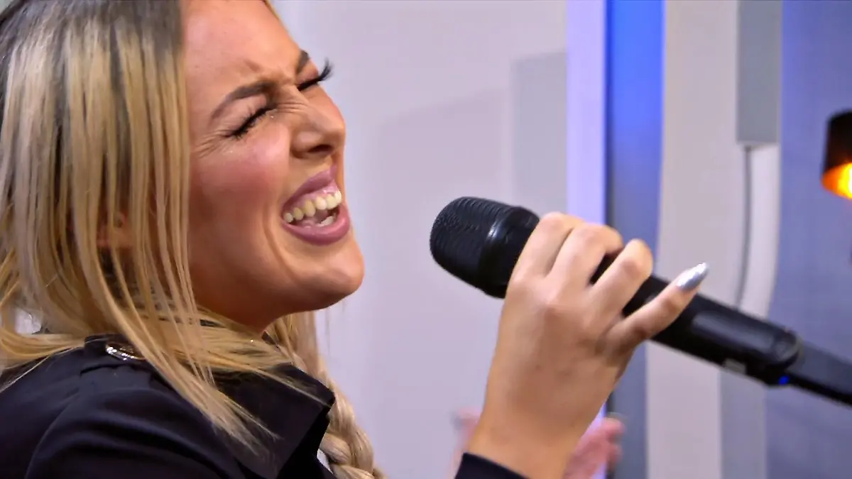 Lydia legt Mega-"Purple Rain"-Performance hin DSDS 2020: Nach sexy Auftritt