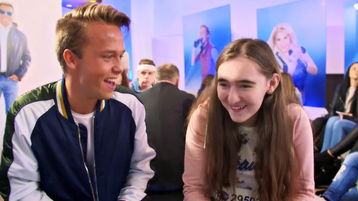 Jonas Weisser überrascht Mega-Fan Ann-Sophie DSDS 2020: Ex-Top-10-Kandidat