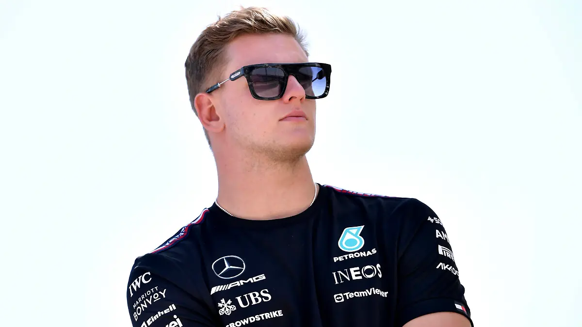SCHUMACHER MIck F1 Team Mercedes FIA F1 Saison 2023 F1 Testfahrten 2023 in Bahrain am 25.02.2023 in Bahrain *** SCHUMACHER MIck F1 Team Mercedes FIA F1 season 2023 F1 test drives 2023 in Bahrain on 25 02 2023 in Bahrain Copyright: xJerryxAndrex