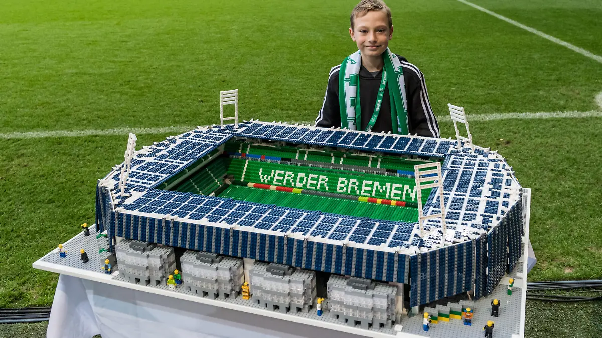 Joe Bryant baut Weserstadion