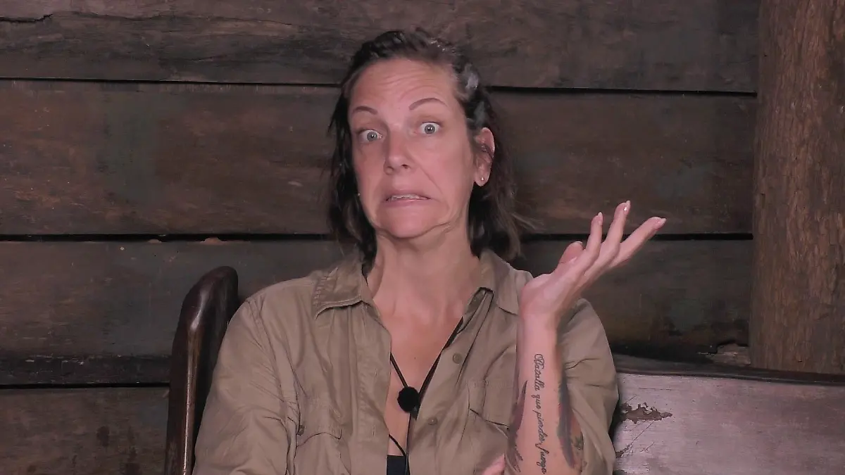Danni glaubt im Camp der "Sündenbock" zu sein!
