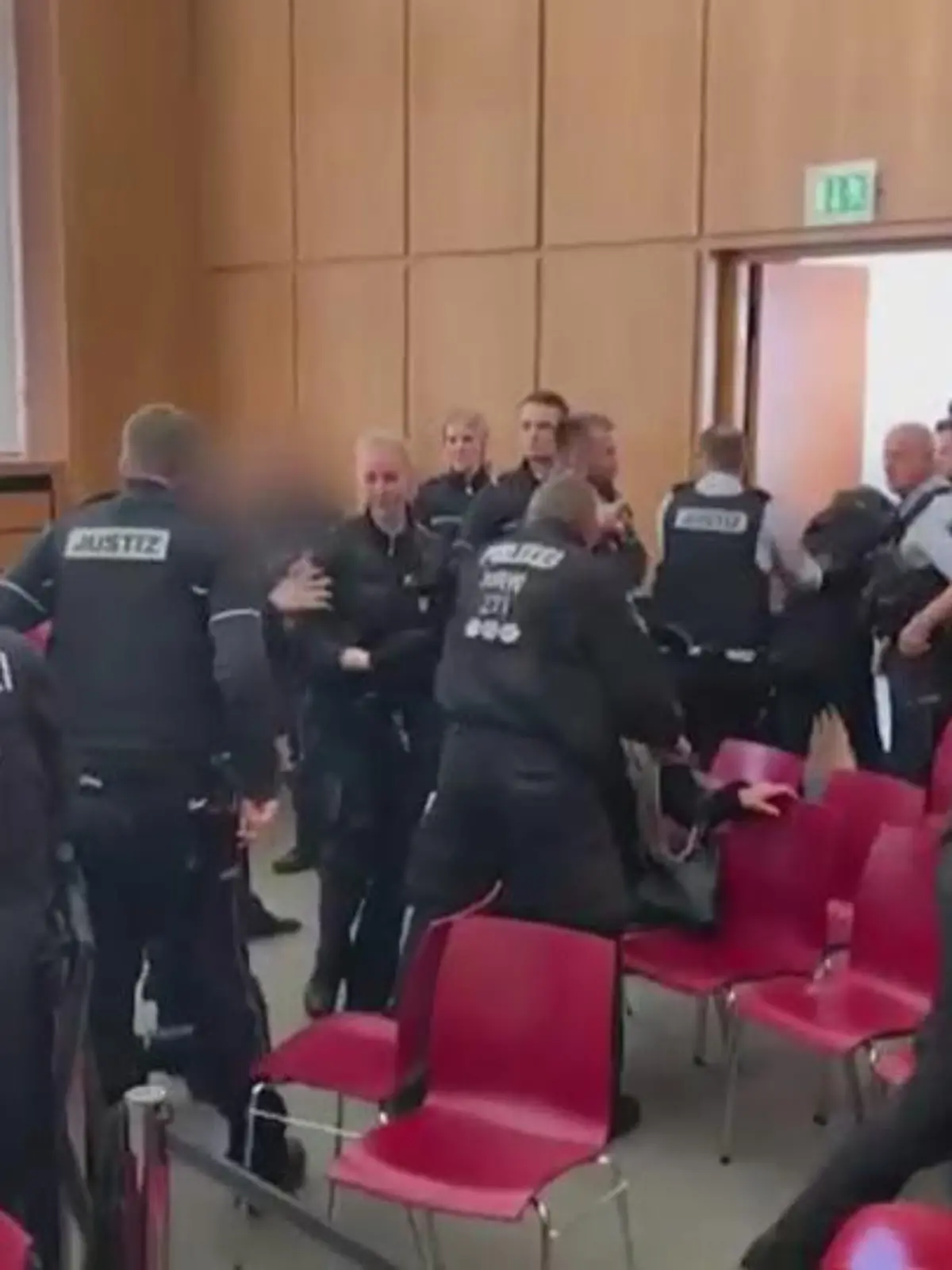 Clan-Schlägerei vor Gericht
