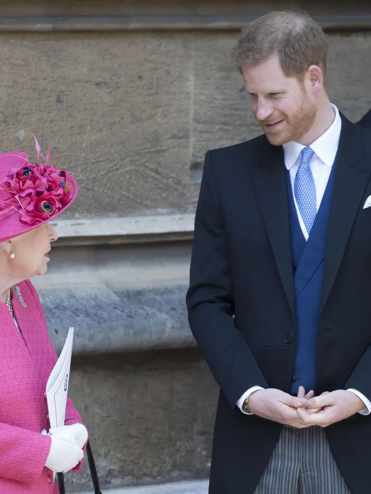  . 18/05/2019. Windsor , United Kingdom. Queen Elizabeth II and Prince Harry, Duke of Sussex leaving the Lady Gabriella Windsor wedding at St.George s Chapel, Windsor, United Kingdom. PUBLICATIONxINxGERxSUIxAUTxHUNxONLY xStephenxLockx/xi-Imagesx IIM-19690-0155