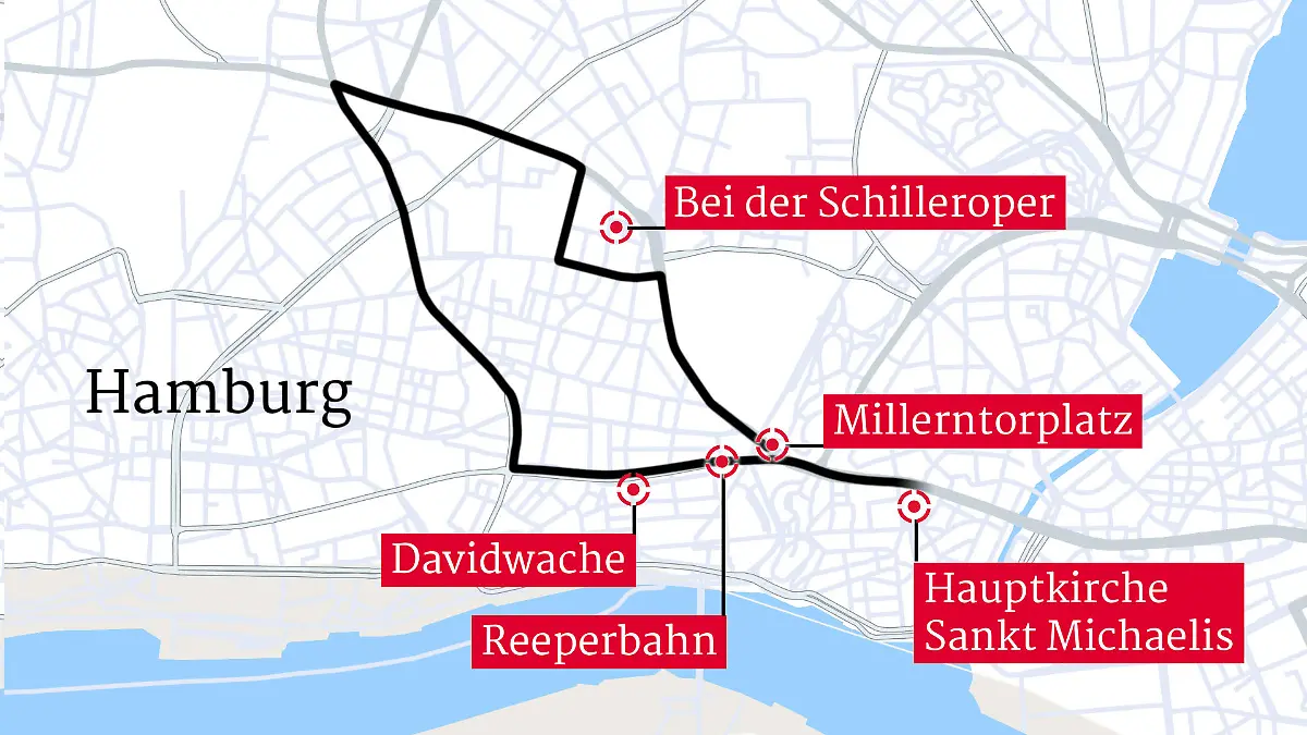 Der Trauerzug für Jan Fedder - Start ist am Michel in Hamburg