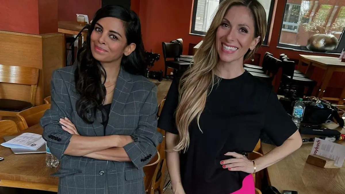 Collien Ulmen-Fernandes und Gülcan Kamps