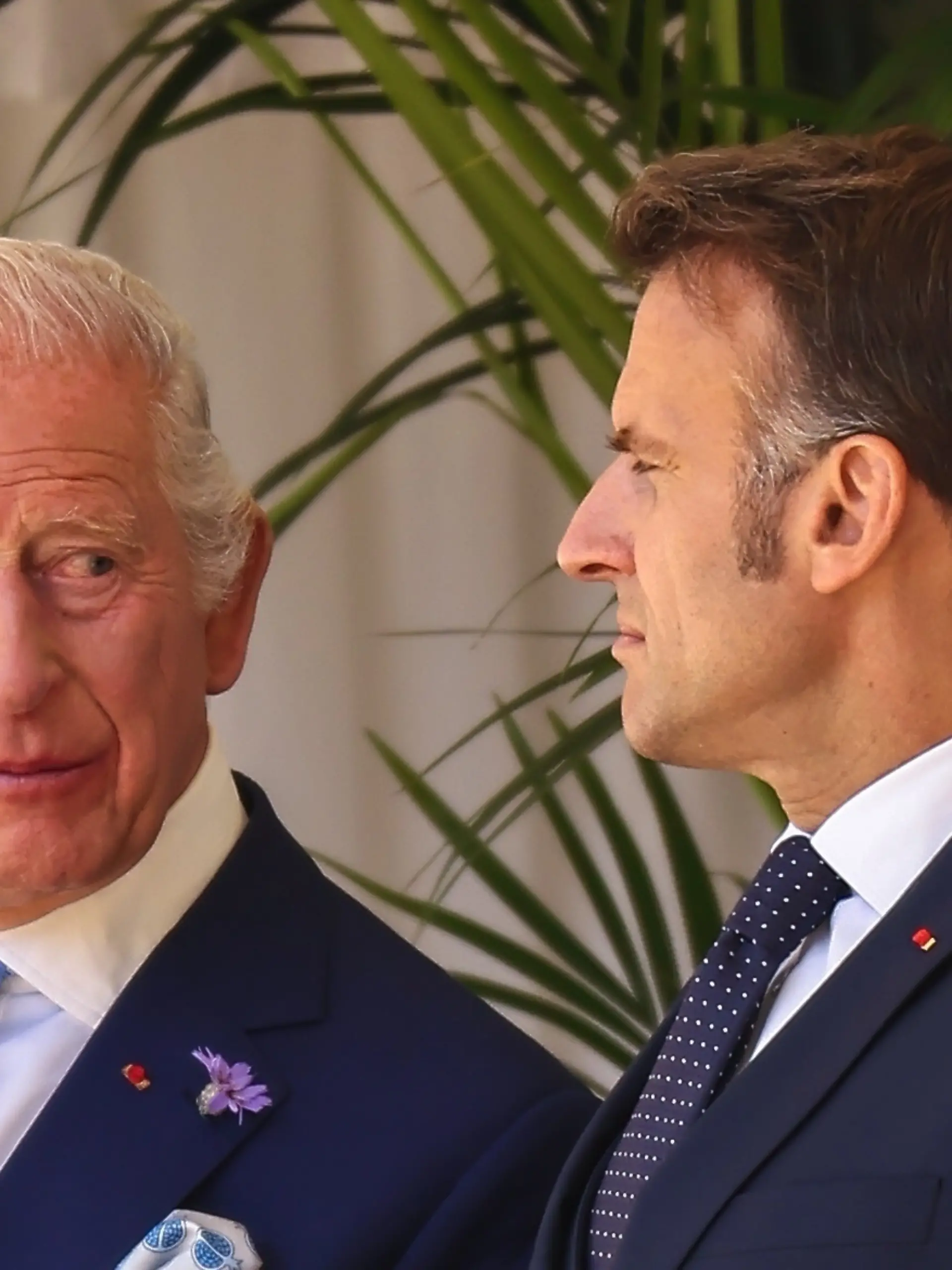 President Macron joins King Charles III for Guard of Honour welcome at Windsor Castle