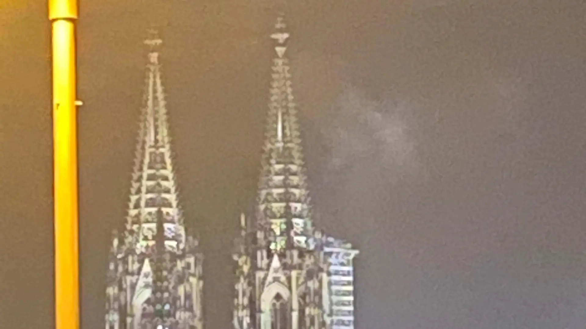 Kölner Dom in der Nacht vom 9. Januar 2020