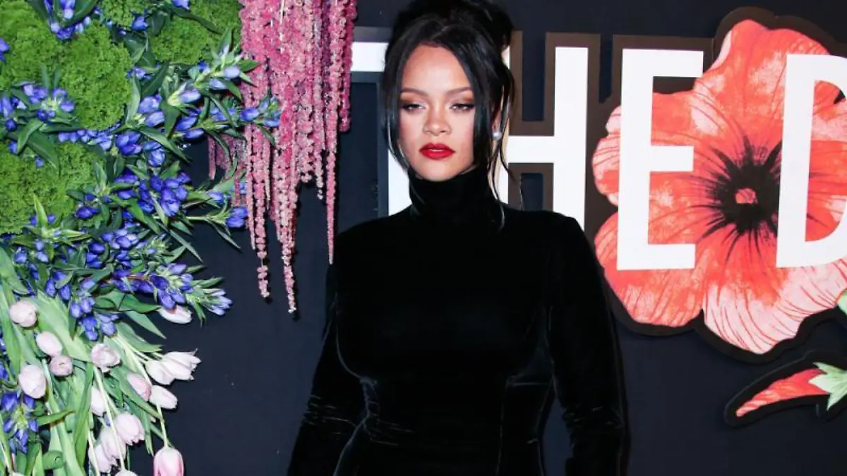 Rihanna bringt einen Mascara heraus