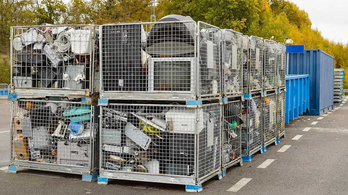 Altgeräte können auch auf kommunalen Wertstoffhöfen abgegeben werden