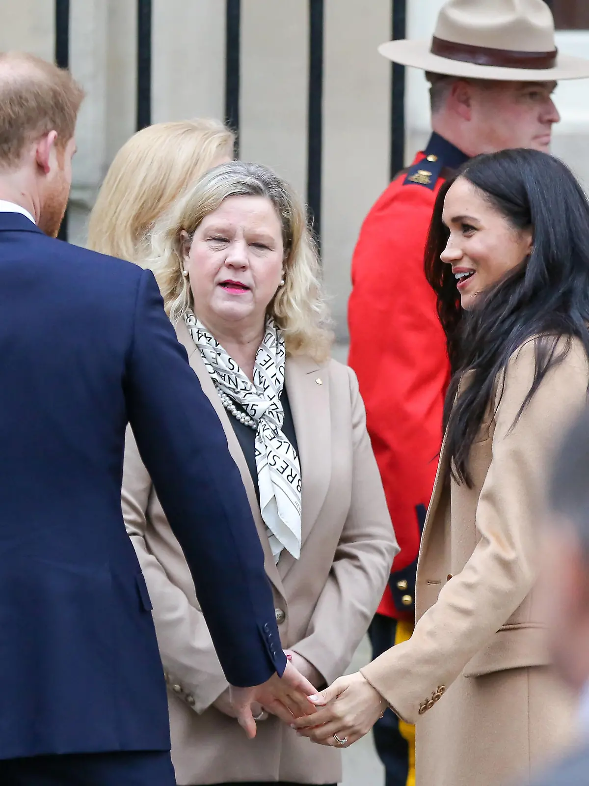  January 7, 2020, London, United Kingdom: Prince Harry, Duke of Sussex and Meghan, Duchess of Sussex greeted outside Canada House in London by Canada s High Commissioner for Canada in the UK, Janice Charette London United Kingdom PUBLICATIONxINxGERxSUIxAUTxONLY - ZUMAs197 20200107zaas197206 Copyright: xStevexTaylorx