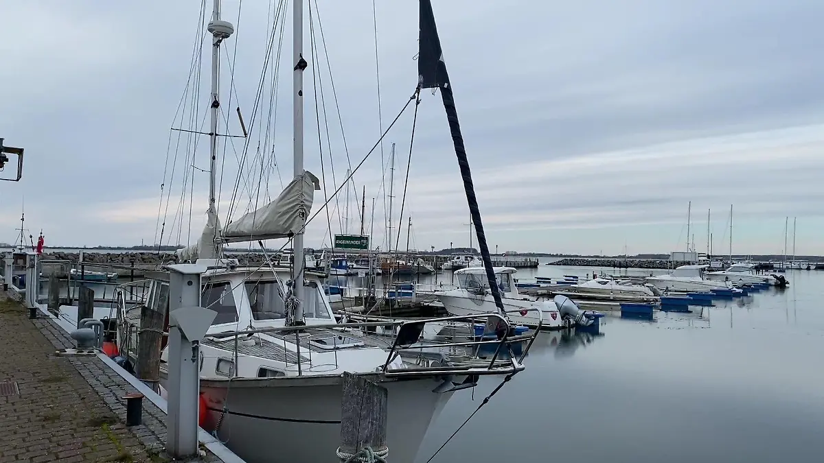 Hafen von Miek auf der Ostseeinsel Rügen.