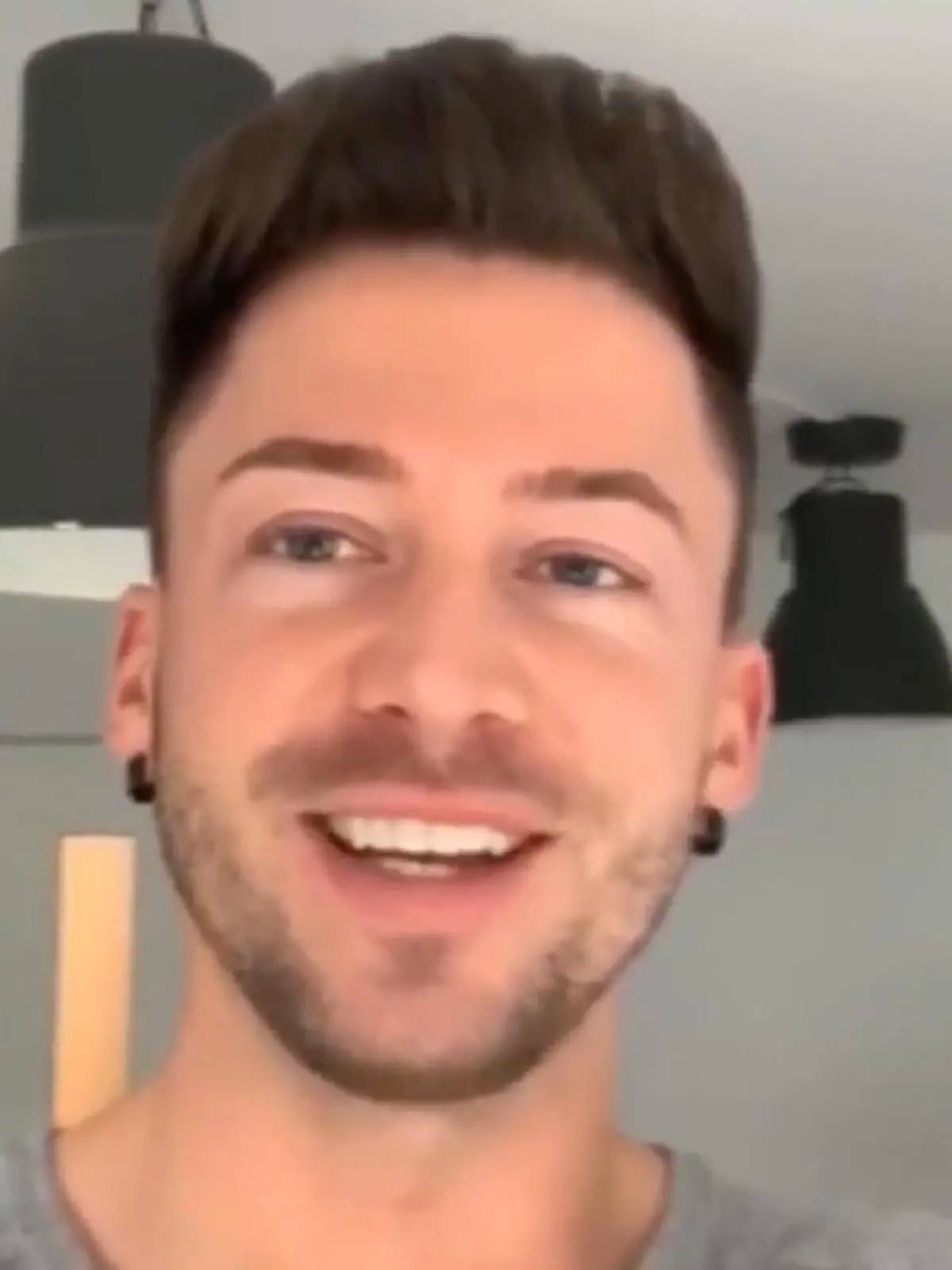 Bild zu: "Wie geht es Bachelorette-Gewinner Keno Rüst?"