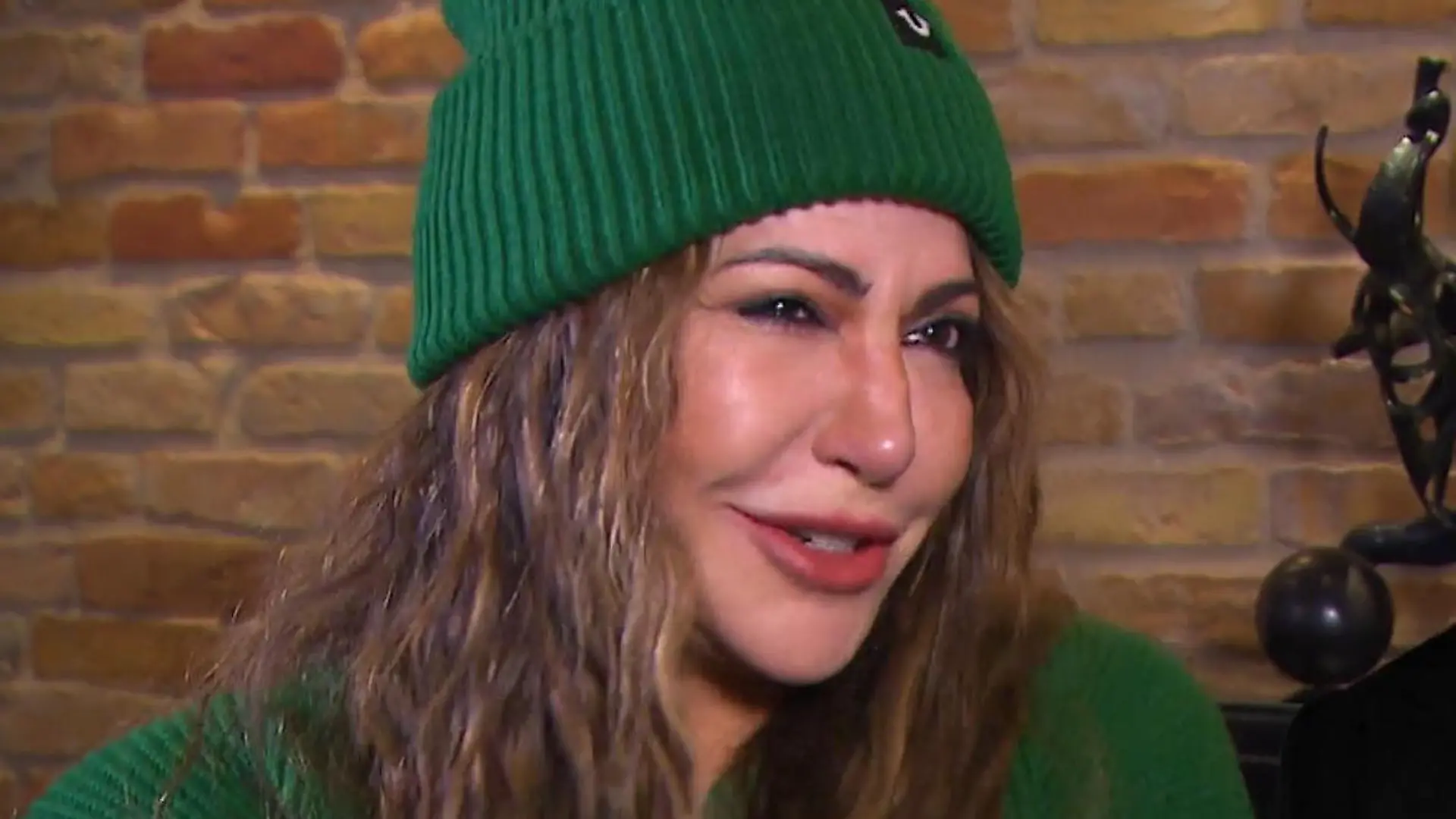Diesem Hottie könnte Simone Thomalla nicht widerstehen! Ein Promi ein Joker