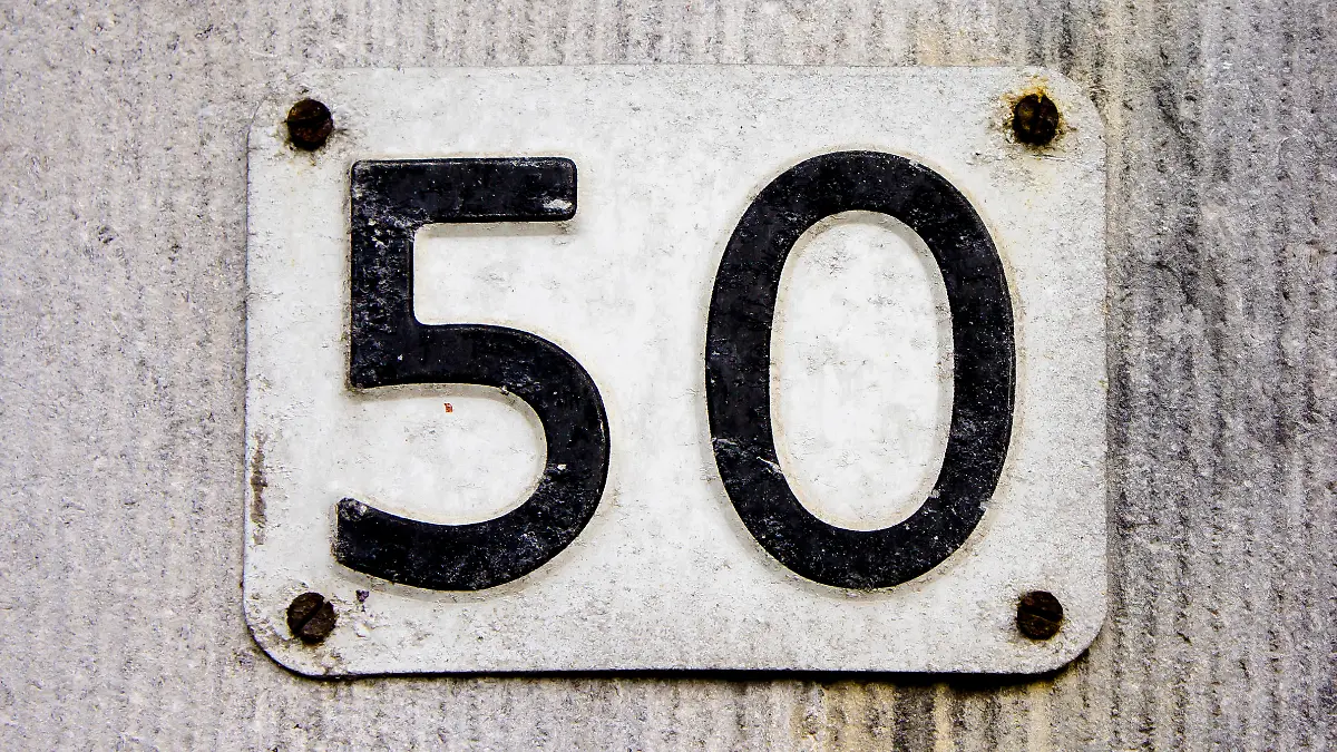 Hausnummer 50