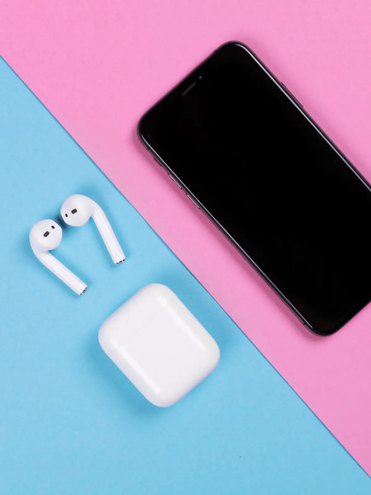 Apple iPhone und Airpods